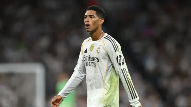 Bellingham pelo Real Madrid. (foto: Denis Doyle/Getty Images)