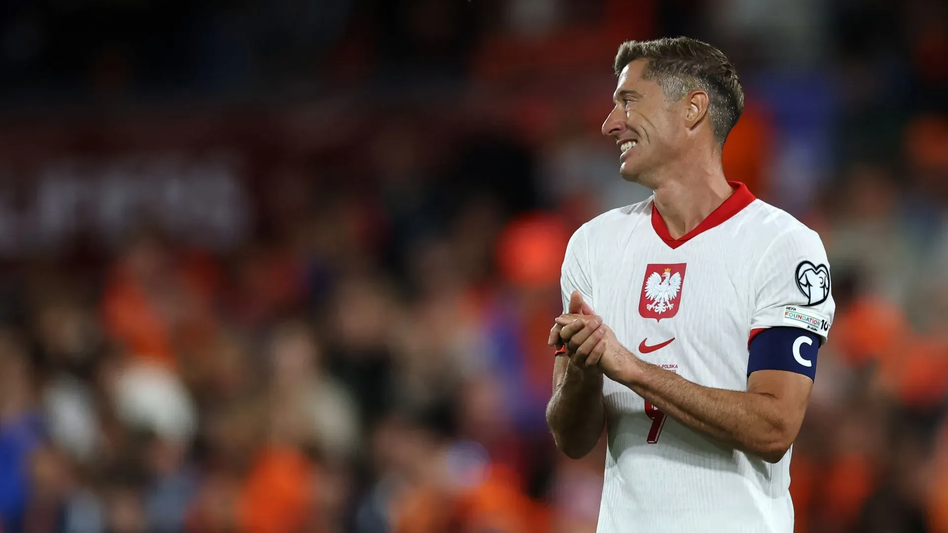 Lewandowski foi profissionalmente reconhecido pela Seleção Holandesa (foto: Dean Mouhtaropoulos/Getty Images)