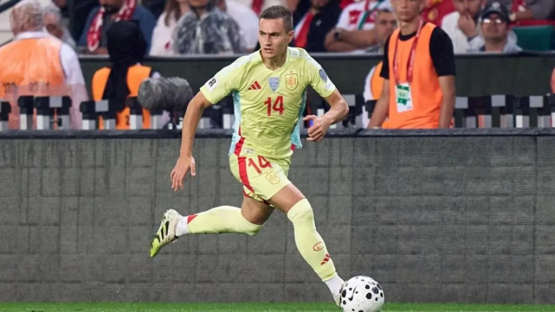 Jorge de Frutos foi convocado para a vaga de Lamine Yamal, mas está fora da partida entre Espanha e Geórgia (foto: divulgação RFEF)