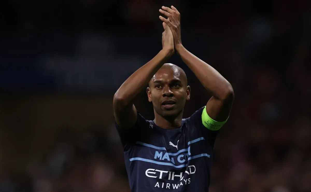 Fernandinho em ação pelo Manchester City. Jonathan Moscrop/Getty Images Europe.