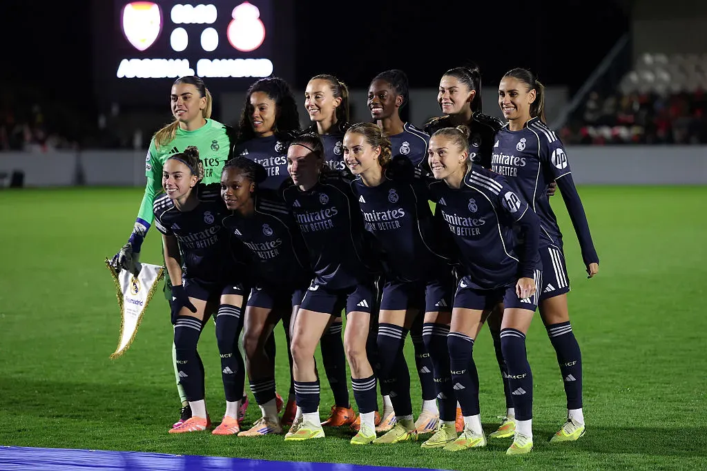 O Real Madrid chega para a partida vindo de derrota na Champions Feminina para o Arsenal - Foto: Julian Finney/Getty Images