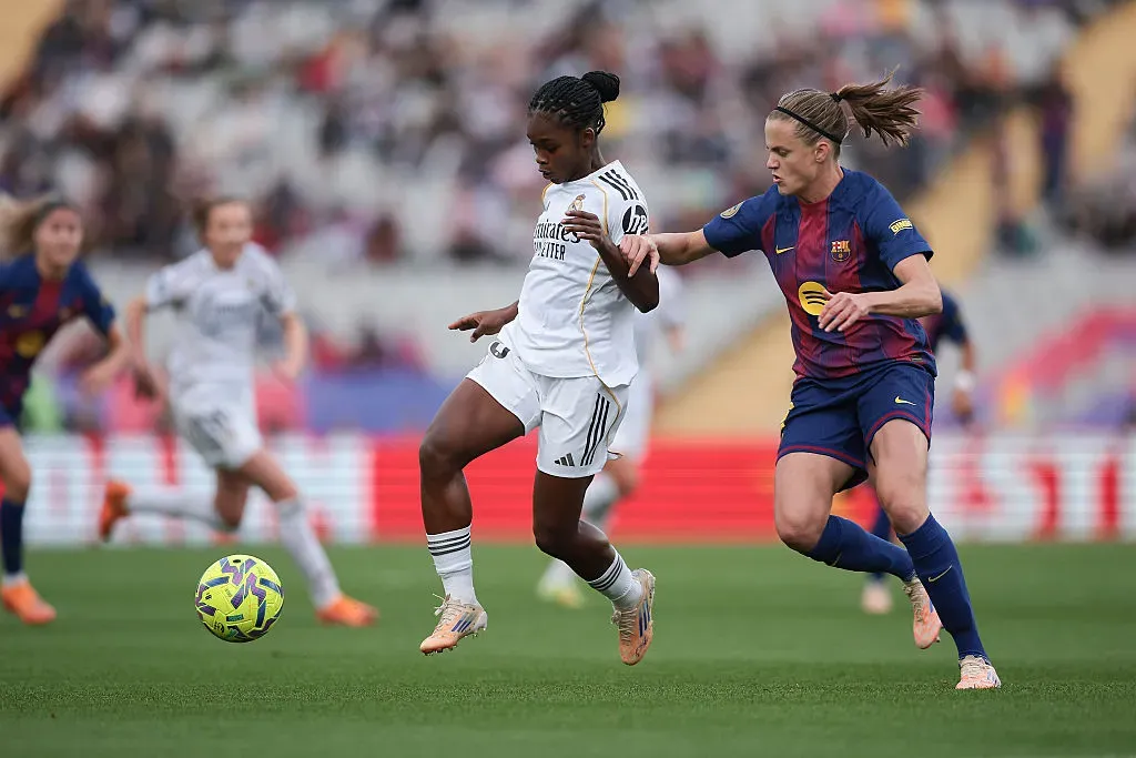 Linda Caicedo é uma das principais jogadoras do Real Madrid nas últimas temporadas - Foto: Eric Alonso/Getty Images
