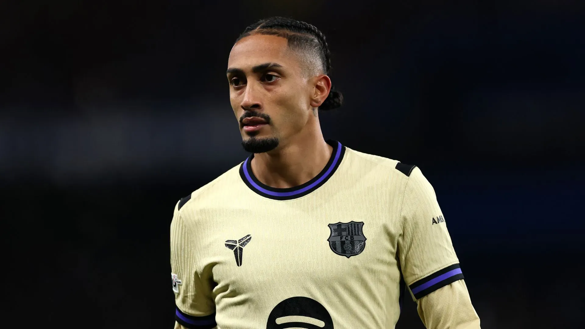 Raphinha está cotado para ser titular no jogo entre Barcelona e Alavés (foto: Justin Setterfield/Getty Images)