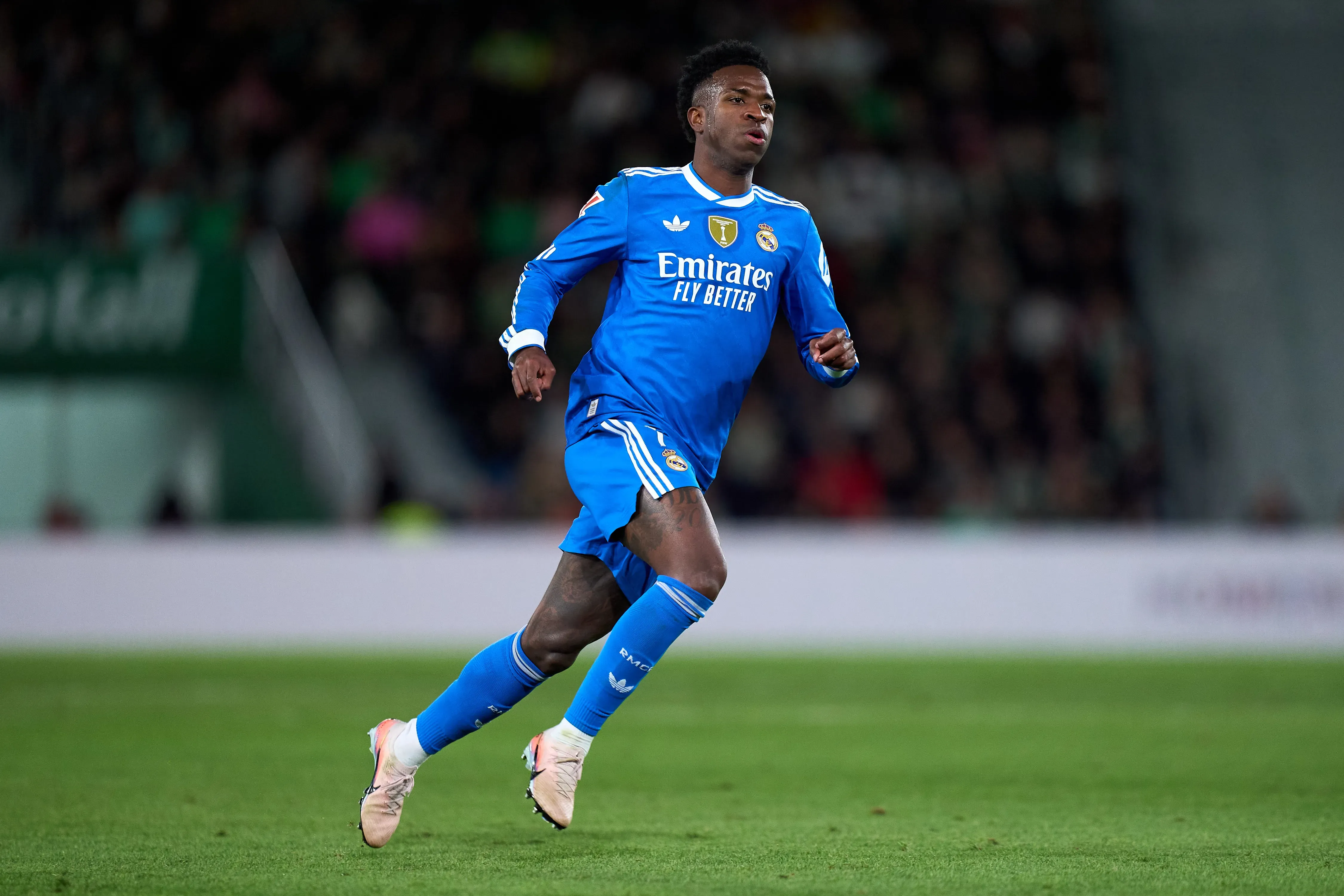 Vinicius Jr tem dúvidas sobre permanência no Real Madrid. Foto: Angel Martinez/Getty Images
