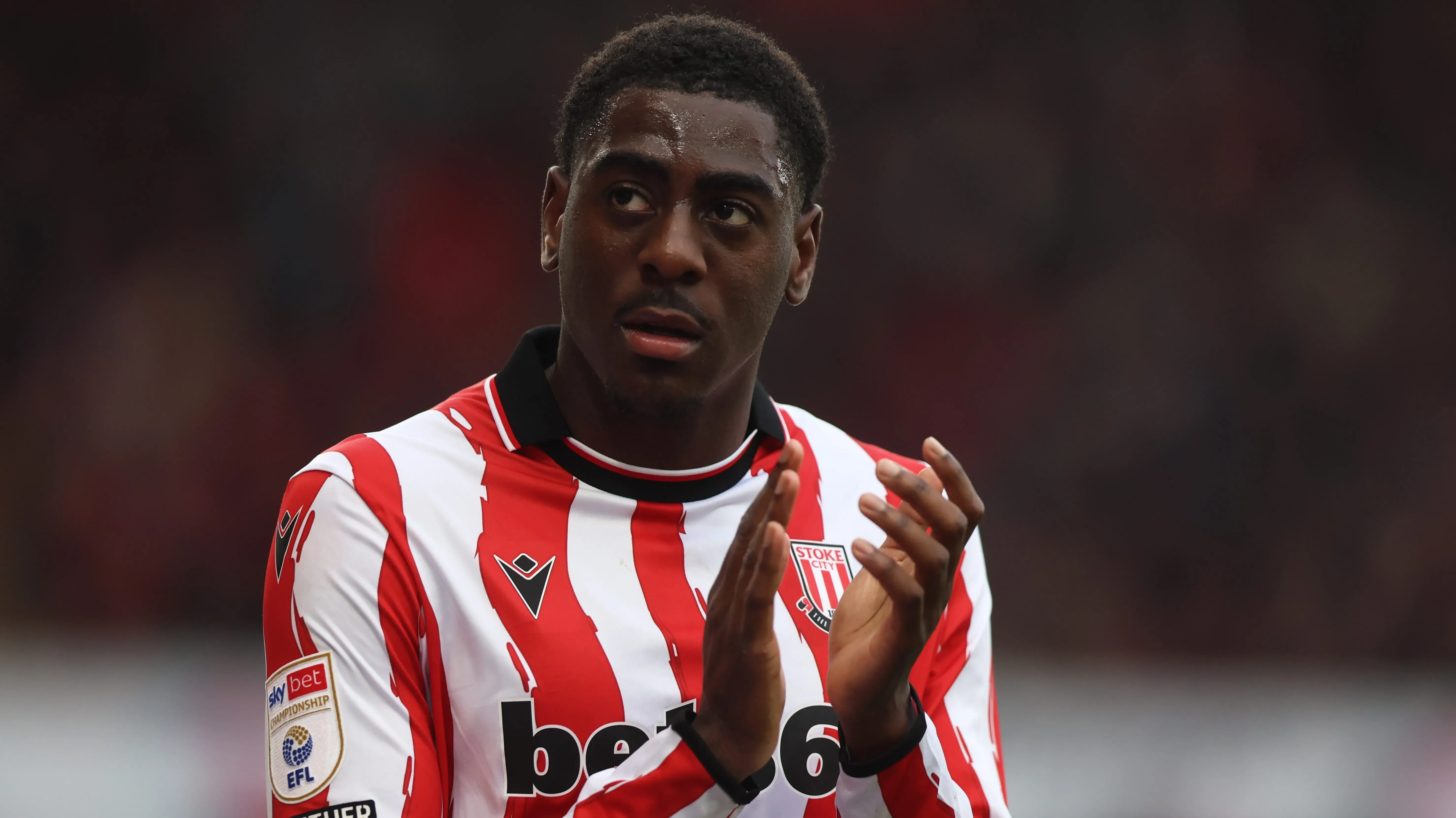 Divin Mubama, do Manchester City, emprestado ao Stoke. Foto: Nathan Stirk/Getty Images