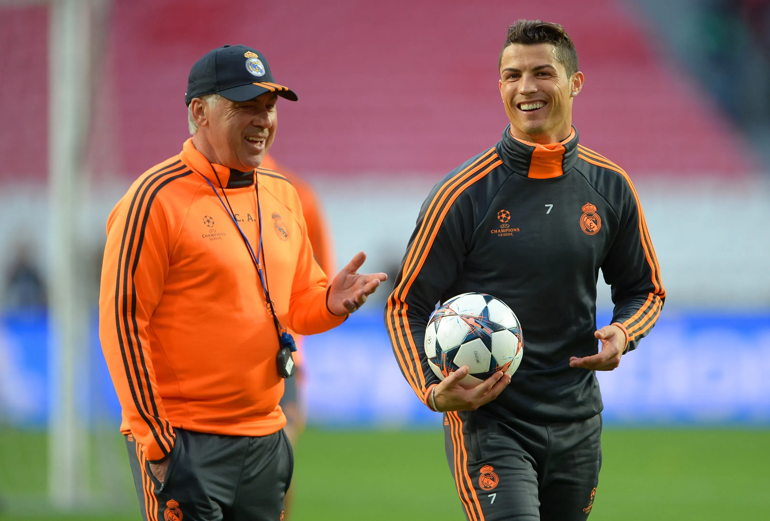 Ancelotti e Cristiano Ronaldo nos tempos de Real Madrid (Foto: Michael Regan/Getty Images)