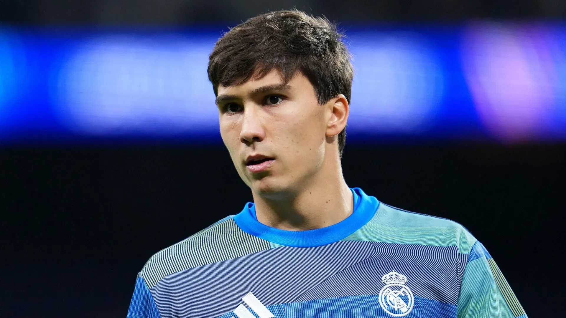 Gonzalo García está à frente de Endrick na fila por uma vaga ao time titular do Real Madrid. Cenário vai mudar após a derrota para o City? (foto: Aitor Alcalde/Getty Images)