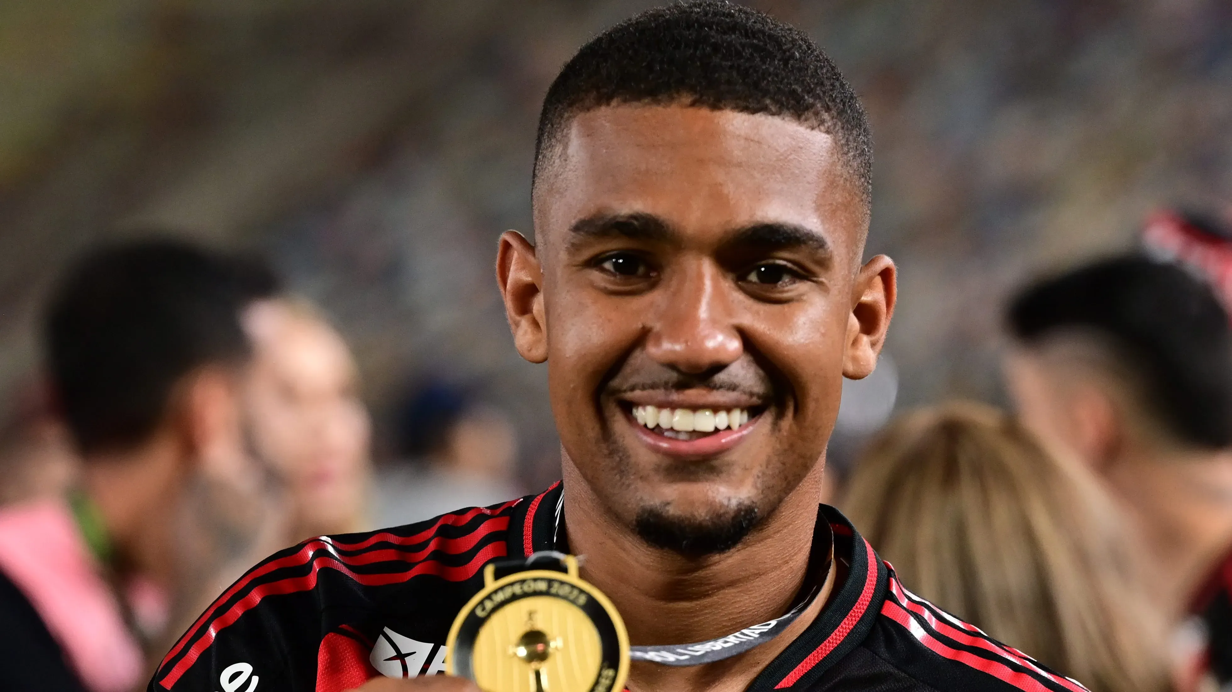 Samuel Lino pelo Flamengo