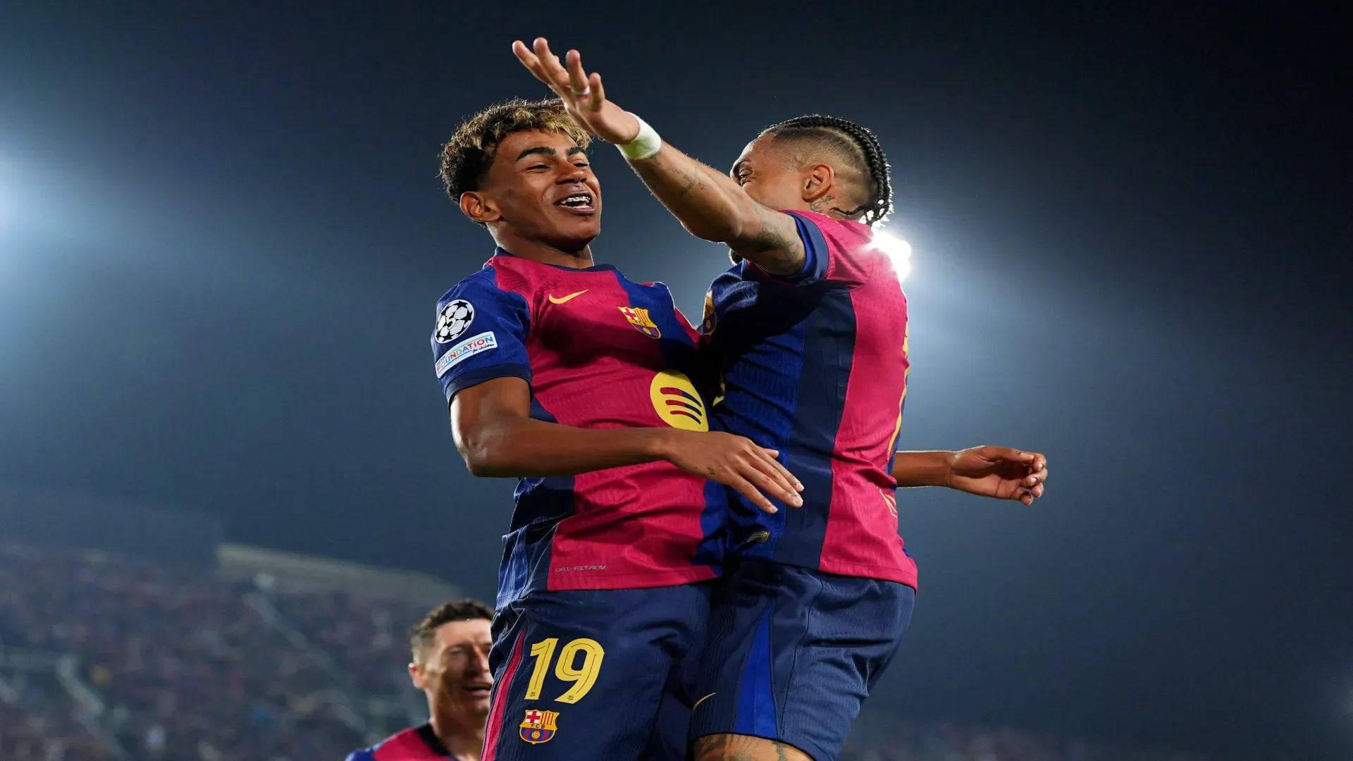 Raphinha e Yamal concorrem ao The Best 2025