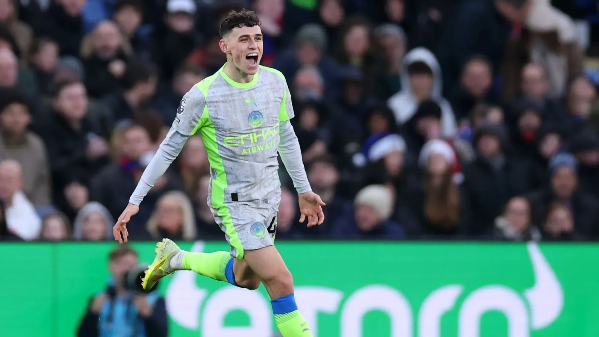 Foden também balançou as redes para o Manchester City contra o Palace (foto: Alex Pantling/Getty Images)