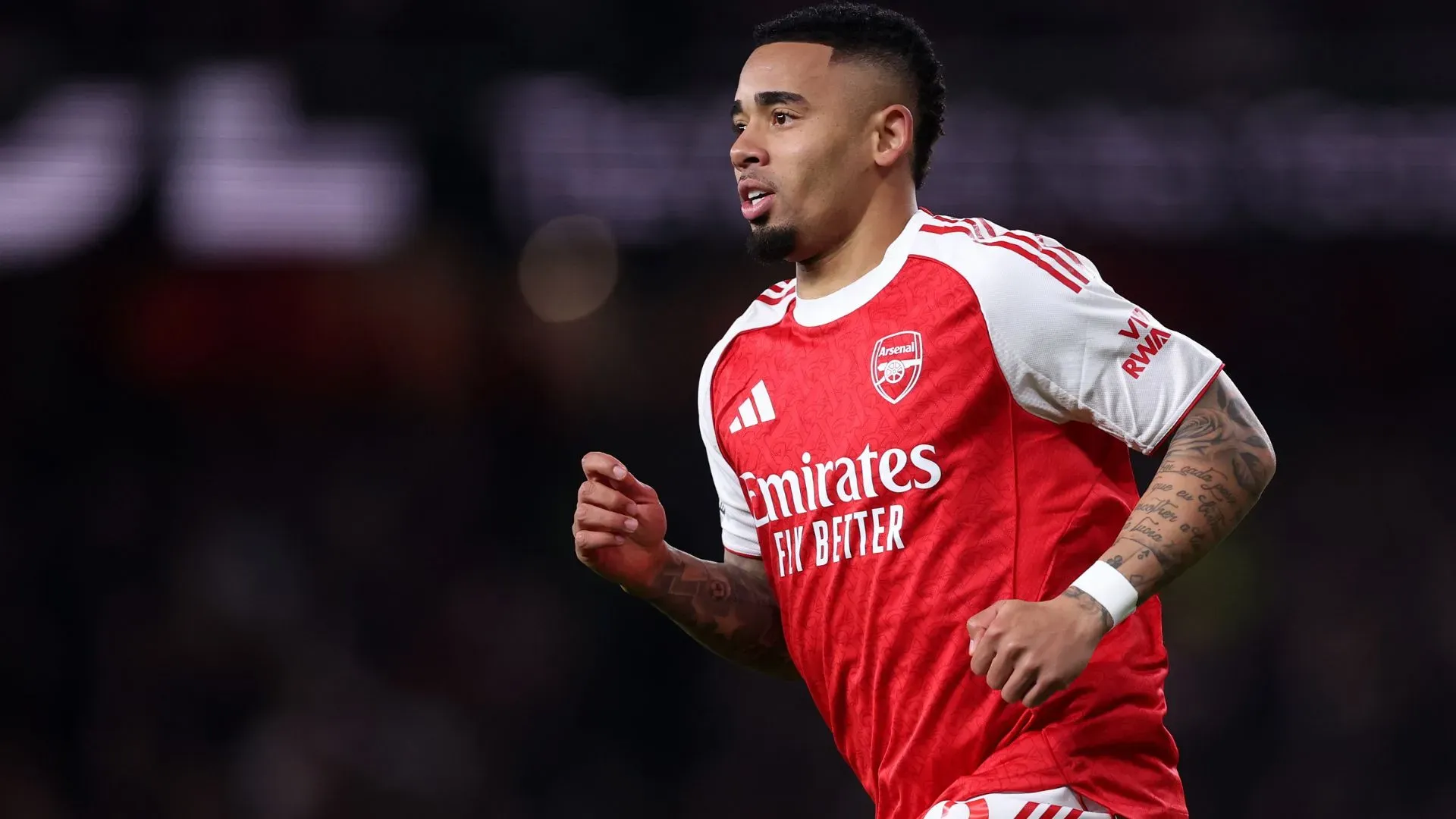 Gabriel Jesus foi acionado por Mikel Arteta no jogo entre Arsenal e Wolves. Ele quer mais minutos em campo e Milan se interessou. foto: Julian Finney/Getty Images