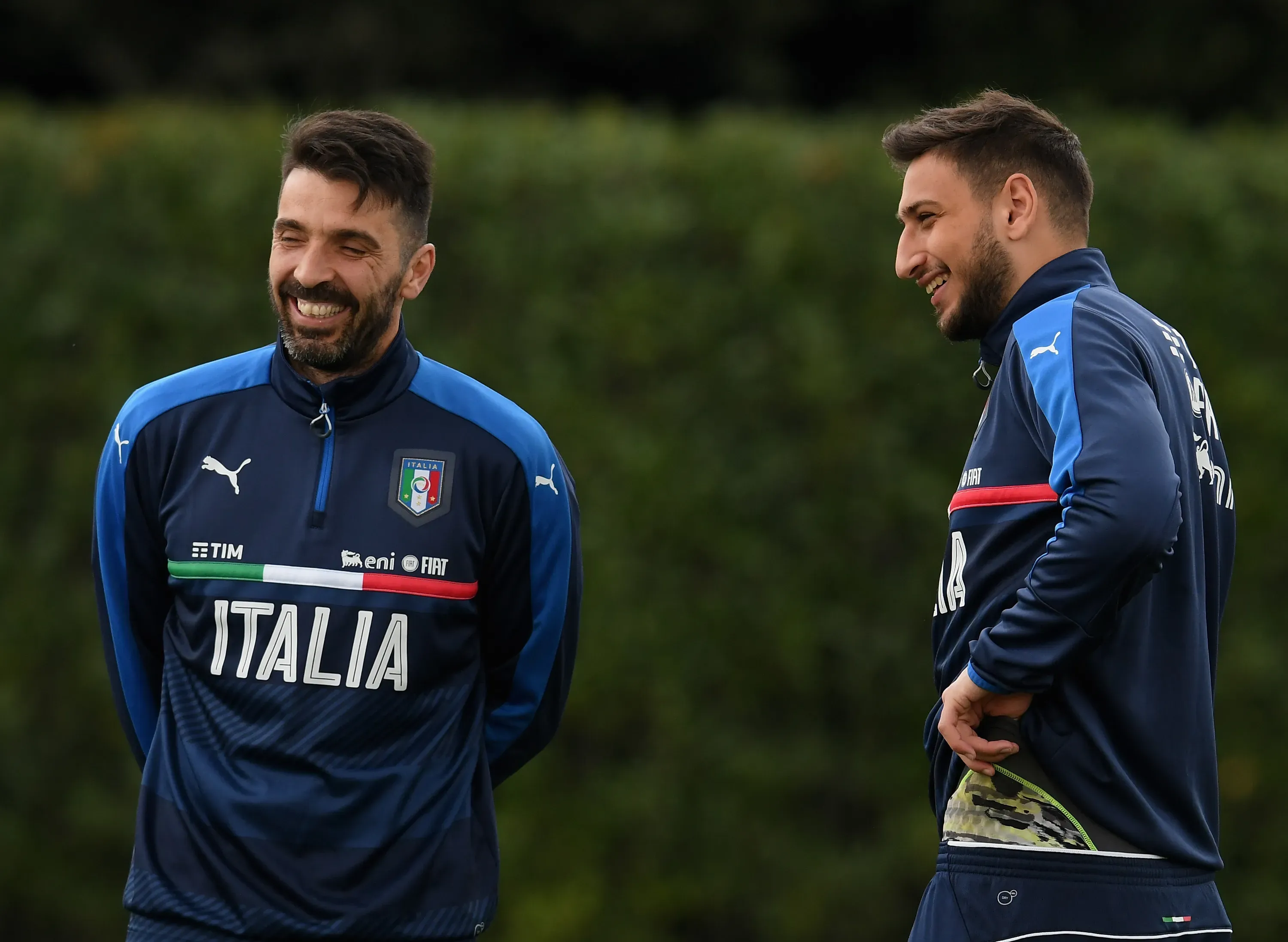 Buffon e Donnarumma em treino da Seleção Italiana em 2017 – Claudio Villa/Getty Images