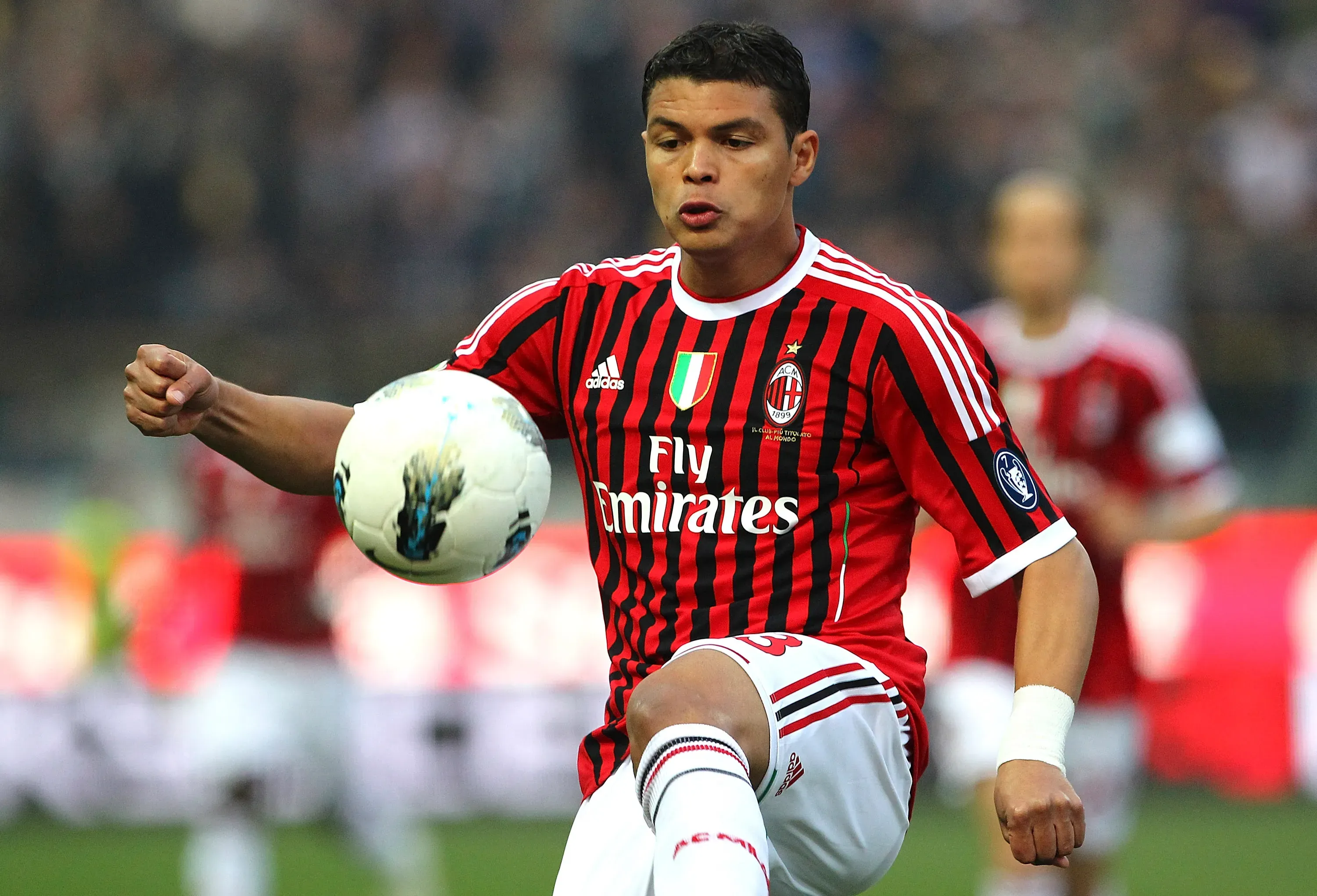 Thiago Silva nos tempos de Milan (Foto: Marco Luzzani/Getty Images)