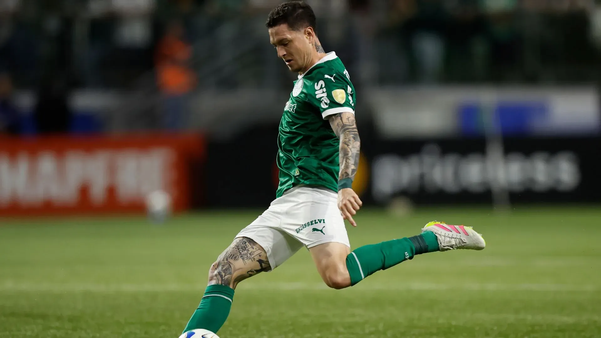 Aníbal Moreno em ação pelo Palmeiras. (foto: Miguel Schincariol/Getty Imagens)