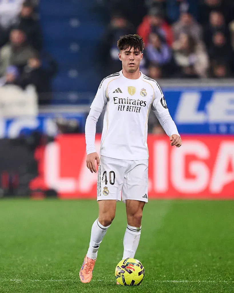 Xabi Alonso comentou sobre a falha de Valdepeñas contra o Alavés e depois chamou o jogador para conversar no Real Madrid e pediu desculpas, segundo o jornal Marca. (Foto: Juan Manuel Serrano Arce/Getty Images)