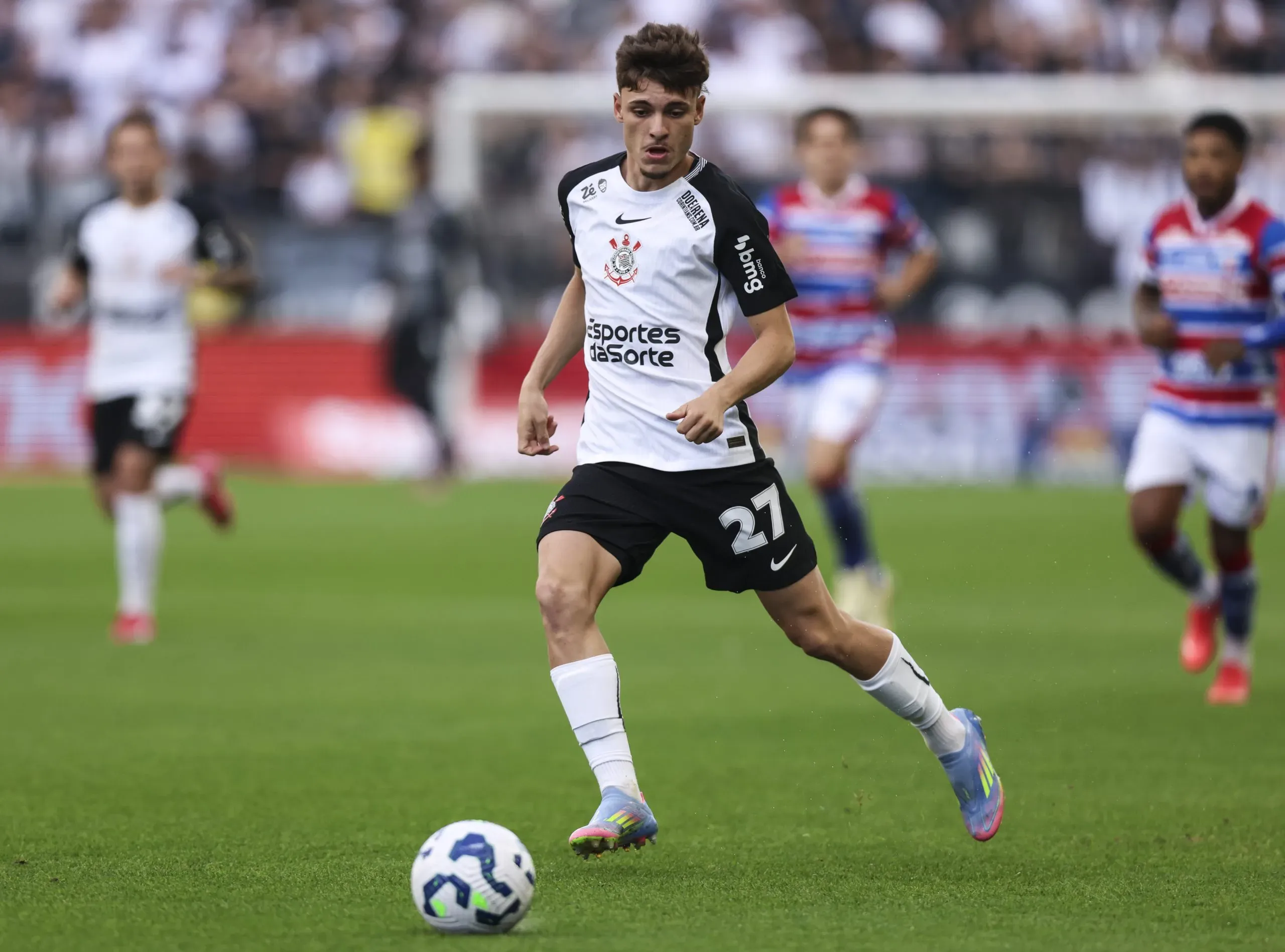Breno Bidon em ação pelo Corinthians. (Foto: Alexandre Schneider/Getty Images)