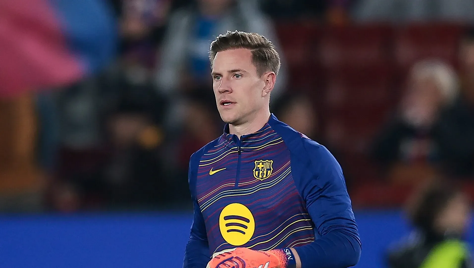 Ter Stegen em aquecimento pelo Barcelona