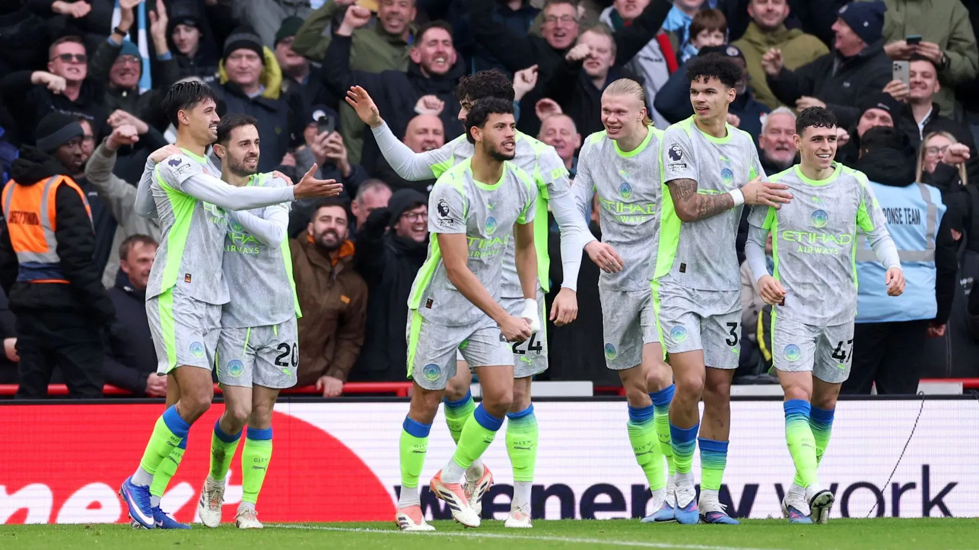 Manchester City venceu o Forest fora de casa (foto: Michael Regan/Getty Images)
