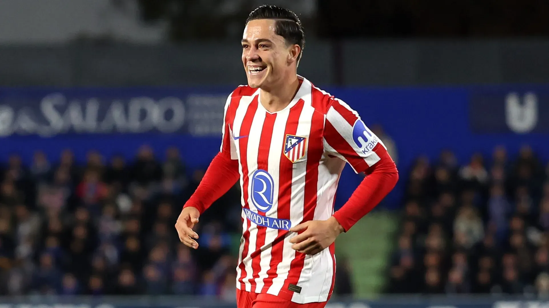 Giacomo Raspadori comemora gol do Atlético de Madrid. (Photo by Florencia Tan Jun/Getty Images)