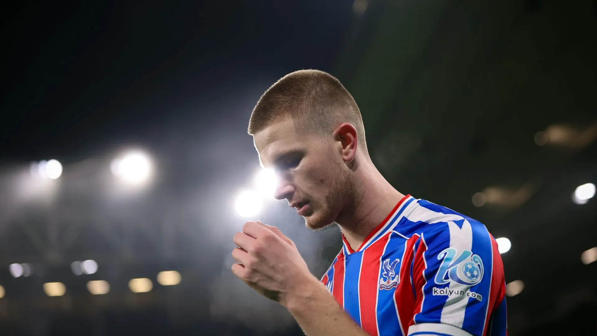 Adam Wharton em jogo do Crystal Palace Foto: Marc Atkins/Getty Images