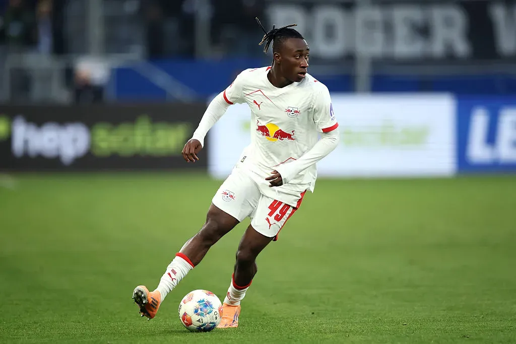 Yan Diomande é um dos destaques do RB Leipzig. (Photo by Alex Grimm/Getty Images)