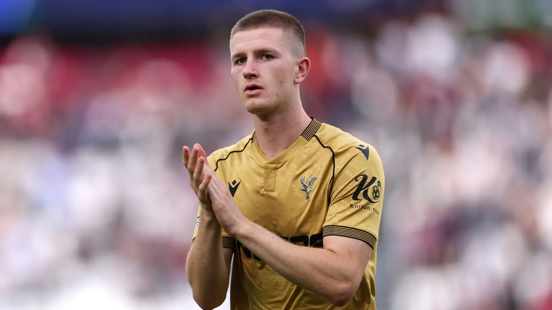 Adam Wharton em jogo do Crystal Palace (foto: Justin Setterfield/Getty Images)