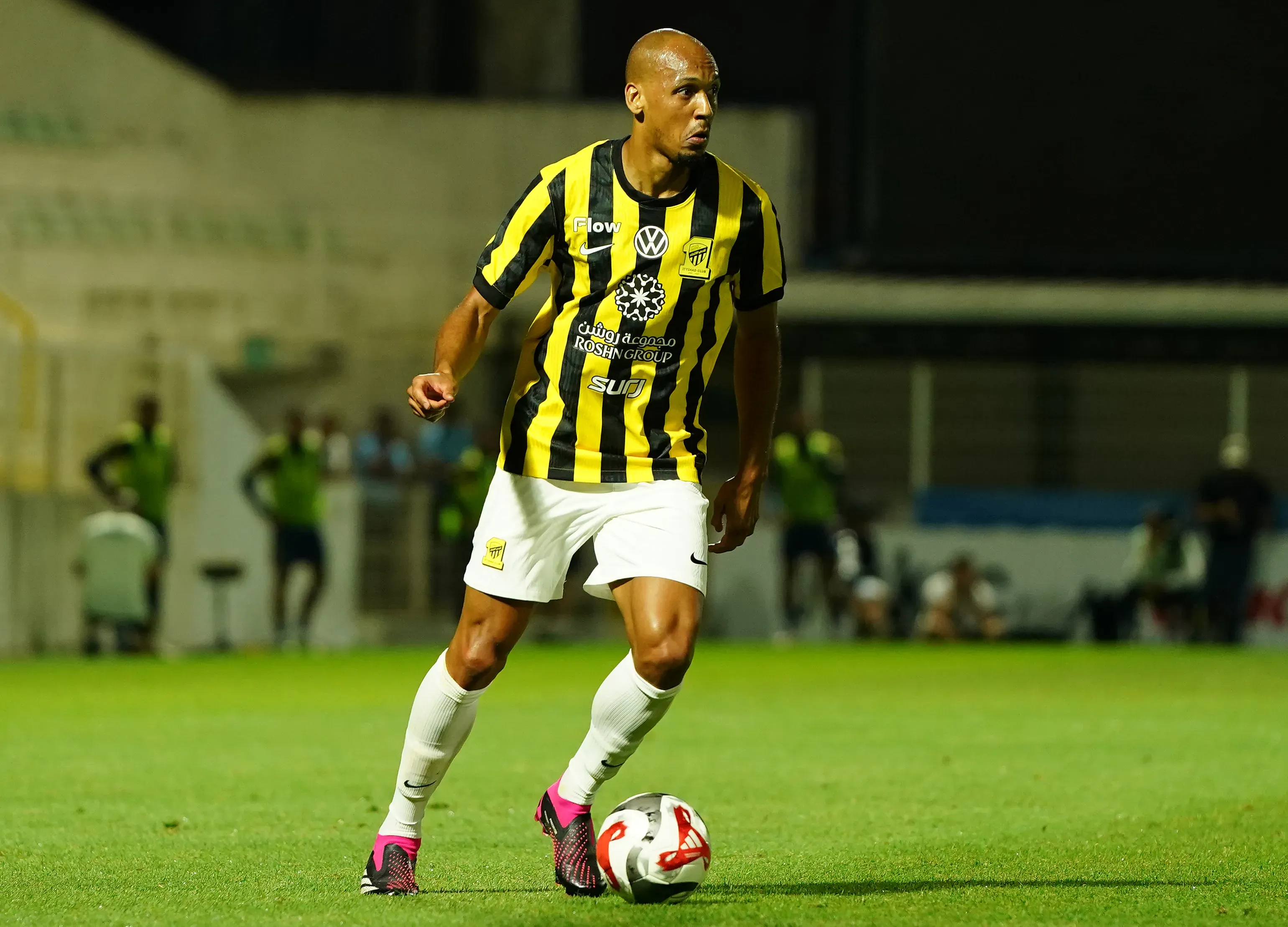 Fabinho pelo Al-Ittihad. Foto: Gualter Fatia/Getty Images