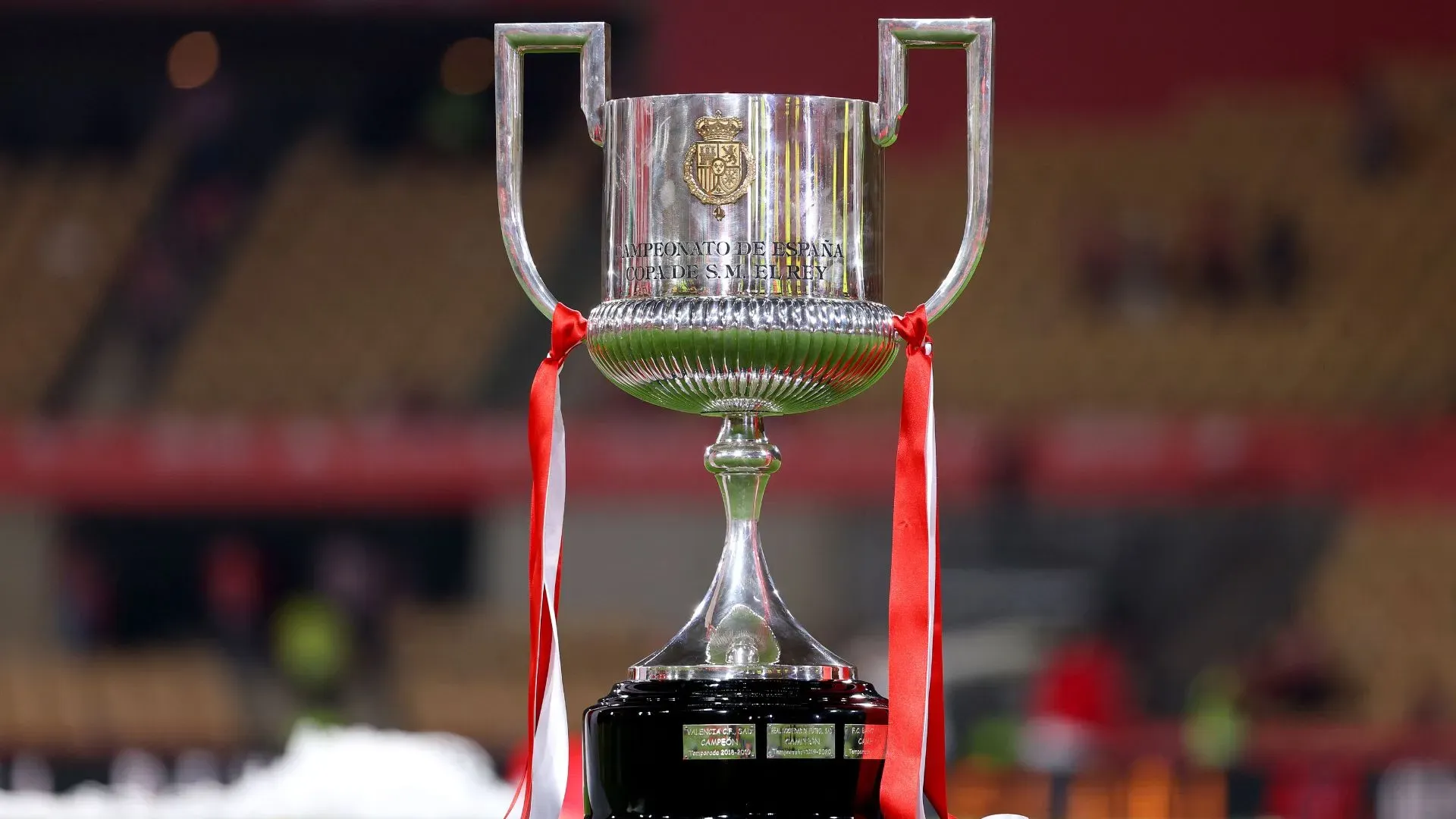 Troféu da Copa do Rei (foto: Fran Santiago/Getty Images)