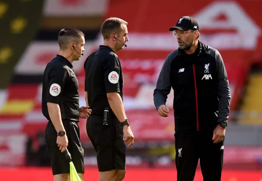 Coote e Klopp à conversa. Foto: Imago.