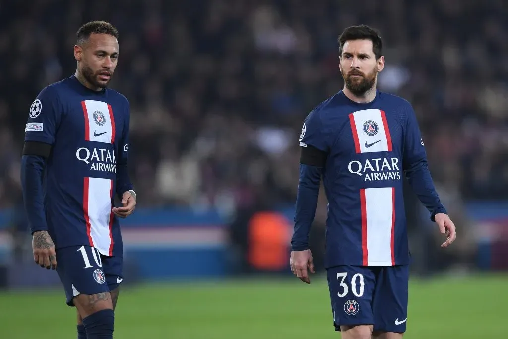Neymar e Messi em ação pelo PSG: dupla não teve sucesso. Foto: Imago