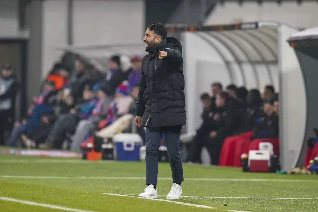 Ruben Amorim a dar indicações para os seus jogadores. Foto: Imago.