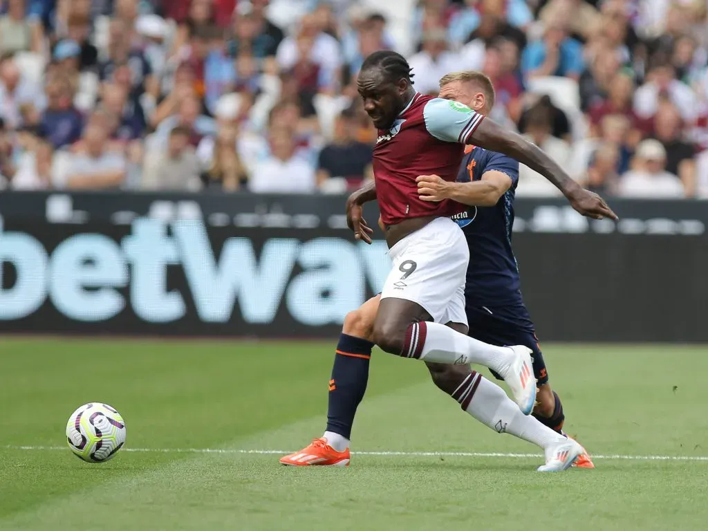Michael Antonio em ação na Premier League. Foto: Imago