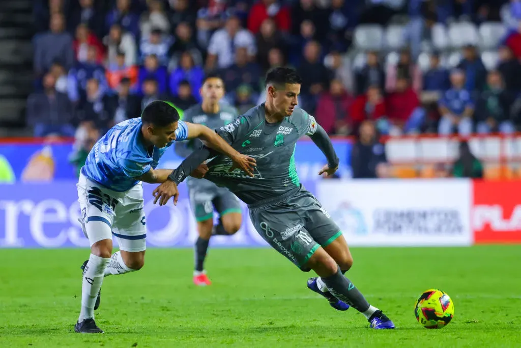 James Rodríguez durante o jogo com o Pachuca. Foto: Getty Images