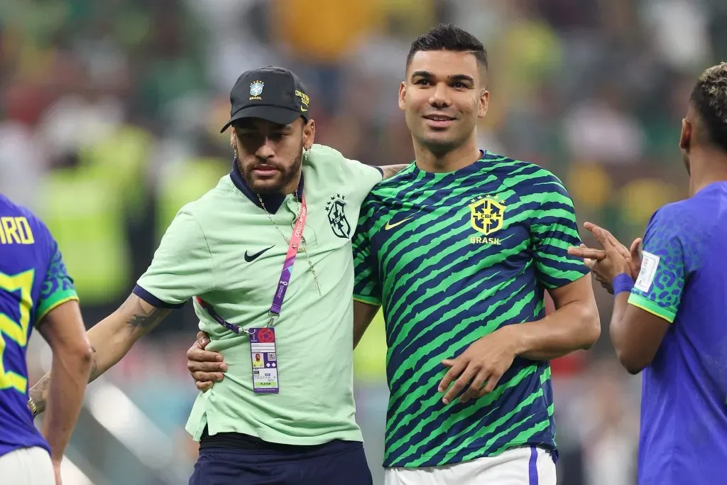 Neymar e Casemiro na seleção brasileira. Foto: Richard Heathcote/Getty Images.