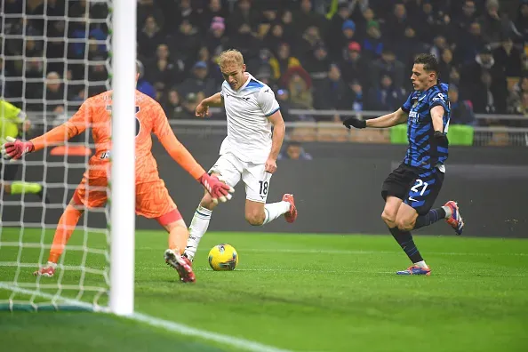 Gustav Isaksen, um dos destaques da Lazio. Foto: Getty Images