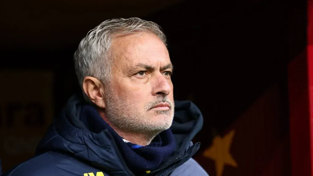 José Mourinho, treinador do Fenerbahçe