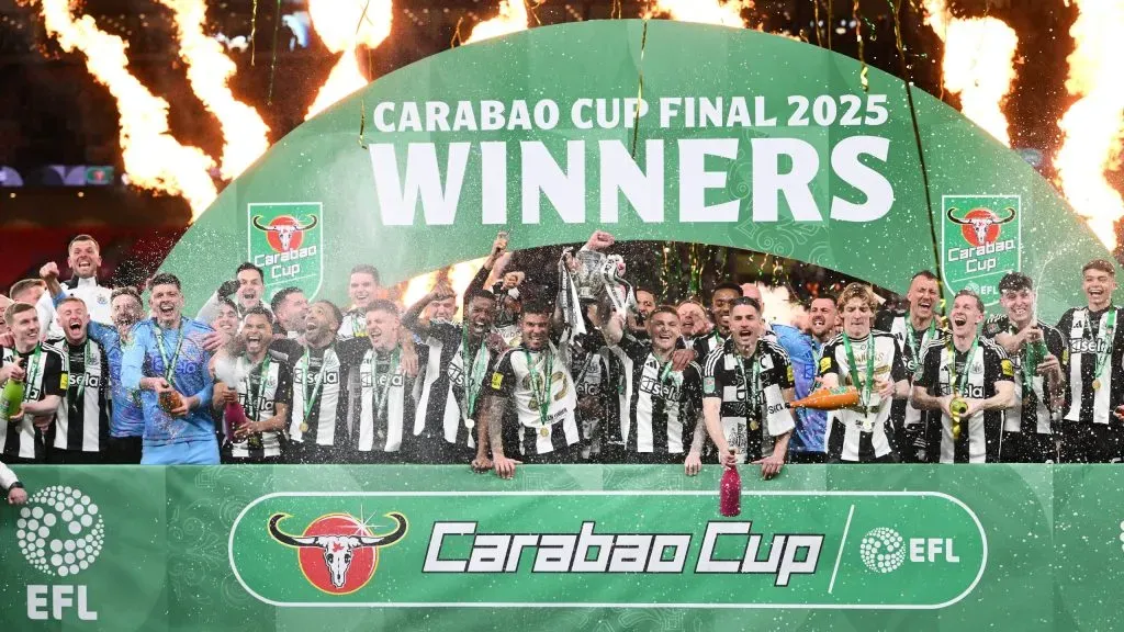 Newcastle vence Taça da Liga