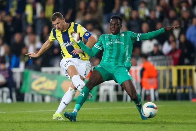 O Fenerbahçe derrotou o Bodrum. Foto: Ahmad Mora/Getty Images.