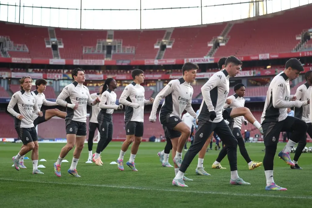 Os jogadores do Real Madrid a treinarem, antes de receberem os londrinos. Foto: Alex Davidson/Getty Images.