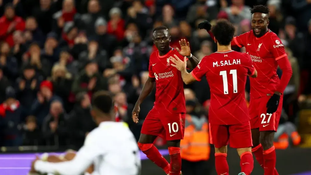 Em conjunto, Sadio Mané e Mohamed Salah marcaram 296 golos pelo Liverpool. Foto: Clive Brunskill/Getty Images