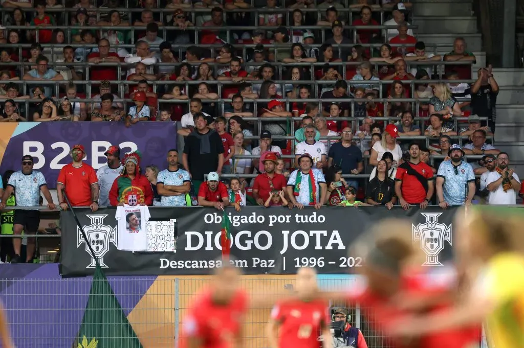Diogo Jota homenageado. Foto: Getty Images