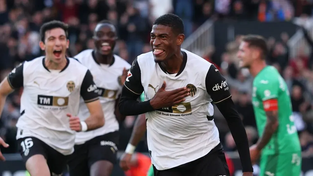 Cristhian Mosquera brilhou ao serviço do Valência. Foto: Clive Brunskill/Getty Images