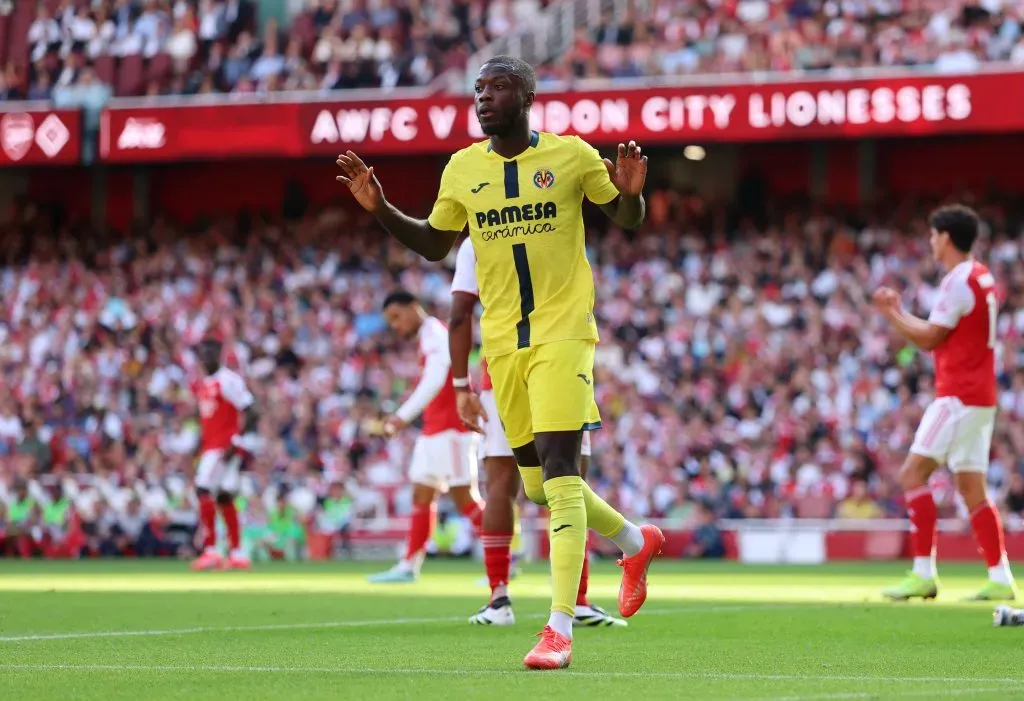 Nicolas Pépé pede desculpa pelo golo ao Arsenal. Foto: Getty Images