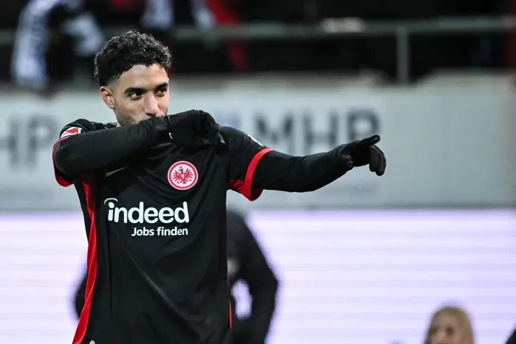 Omar Marmoush celebra golo pelo Eintracht Frankfurt. Foto: Imago