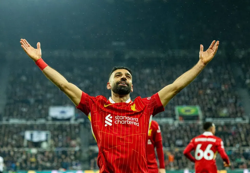 Mo Salah bisou e assumiu a artilharia da Premier League com 13 golos. Foto: Imago