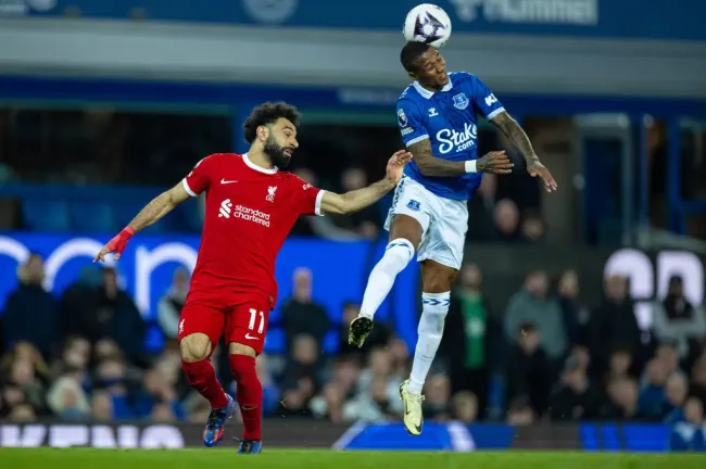 O dérbi de Merseyside é o dérbi local de primeira divisão mais longo em Inglaterra e tem sido jogado continuamente desde a época 1962/63. Foto: Imago.