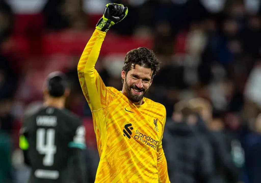 Alisson brilhou em seu regresso. Foto: Imago