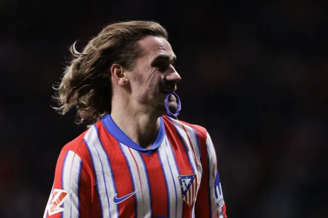 Antoine Griezmann é um dos “pilares” do Atlético de Madrid, em campo. Foto: Imago.