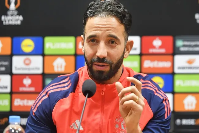 Ruben Amorim na conferência de antevisão ao encontro contra o Plzen. Foto: Imago.