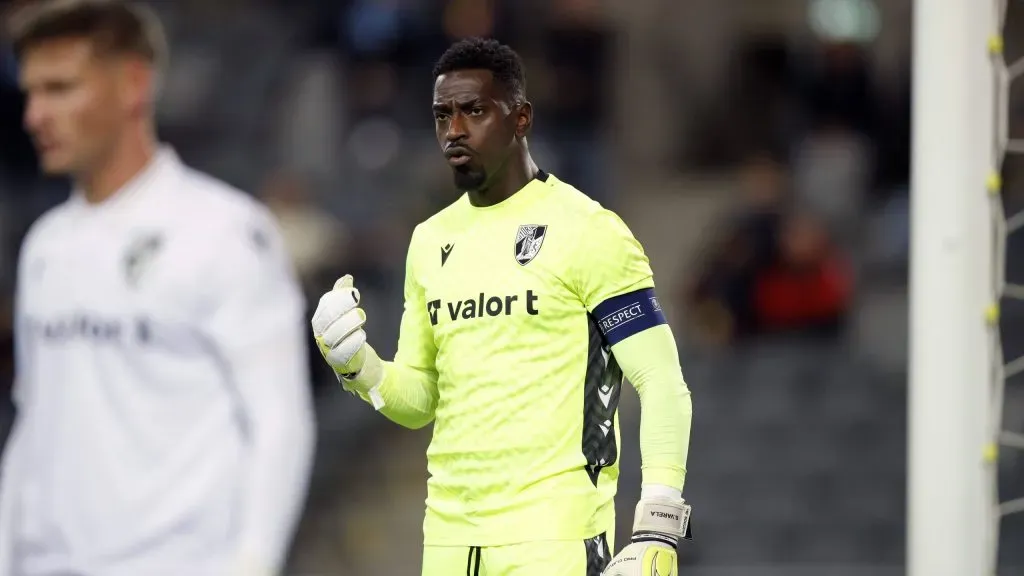 Bruno Varela em ação na Conference League.